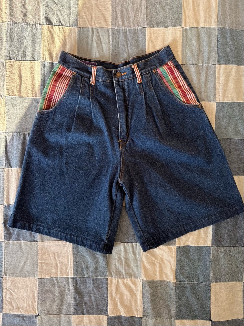 Vintage High Waisted Pleated Dark Wash Denims Shorts/Jorts with Plaid Details